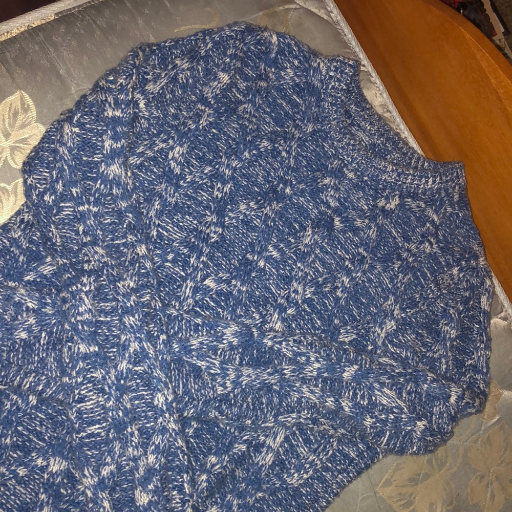 Blue and white Abercrombie and Fitch sweater